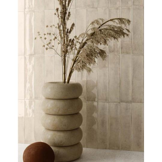 bezs fenyes rusztikus hosszukas vintage csempe furdoszoba konyha vintage falicsempe teglahatasu burkolat falburkolat novabell fusion lakberendezes antikolt patinas lameridiana lakberendezesi aruhaz.jpg